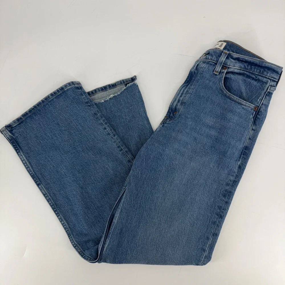 Abercrombie & Fitch The 90s Relaxed Jean High Rise Blue Denim 30 10R Raw Hem